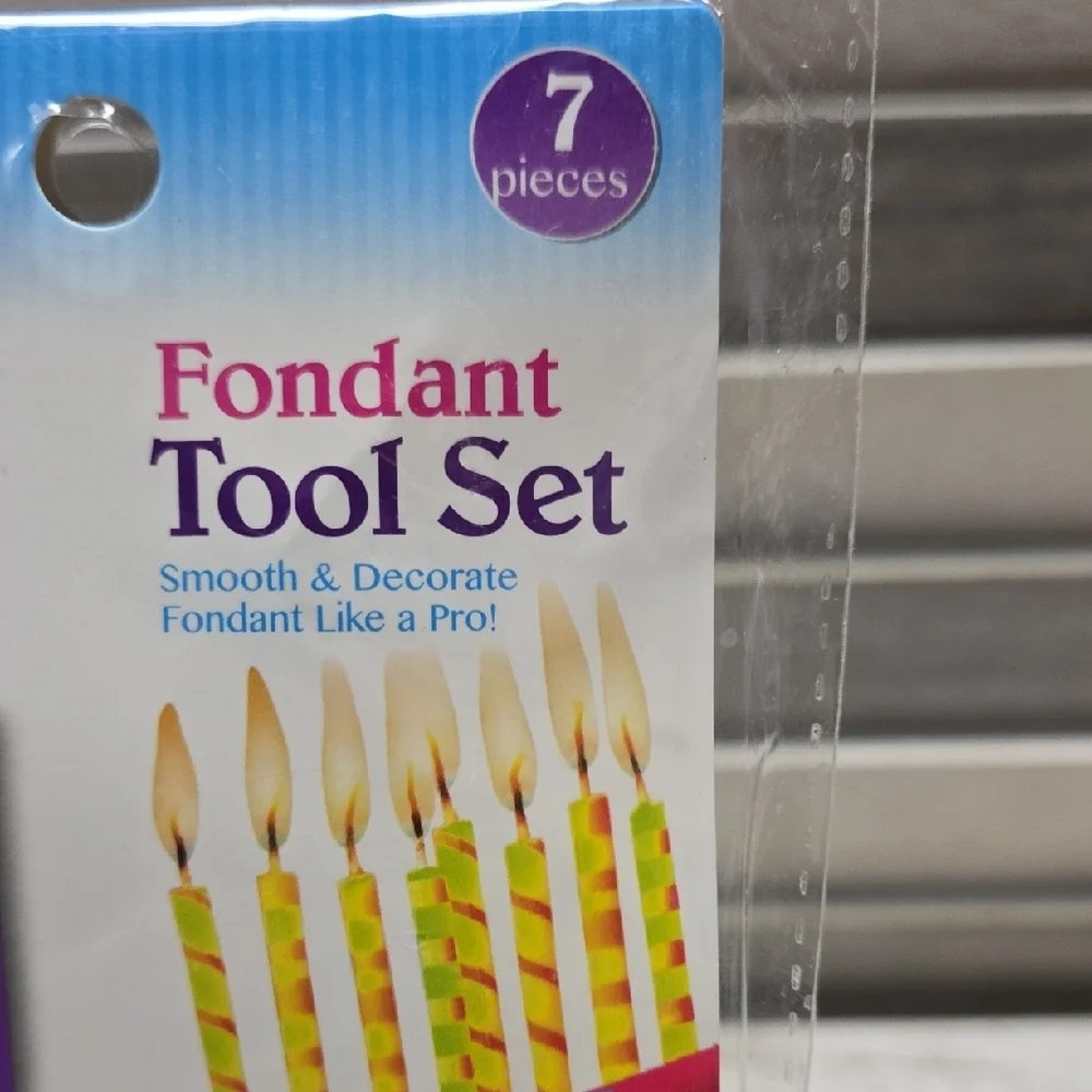 Baked With Love 7‑Piece Fondant Tool Set